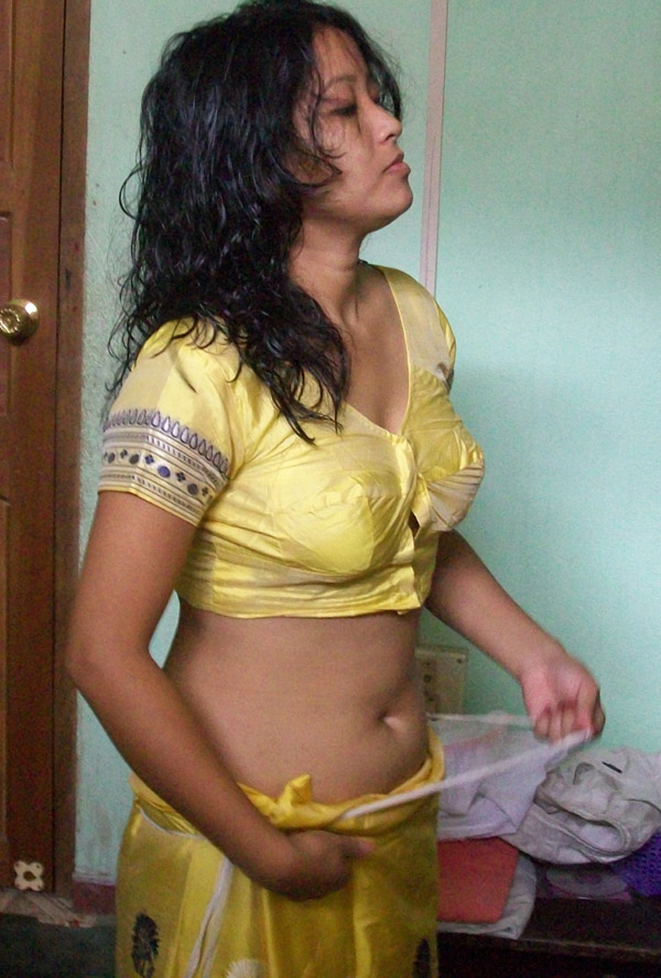 Nude indian aunties saree sex