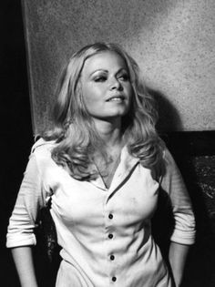 Sally Struthers  nackt