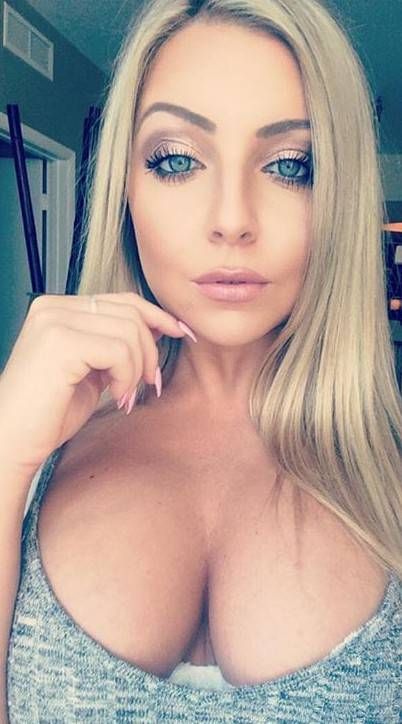Big blonde tits
