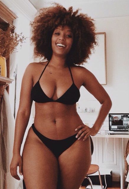 Beautiful black women with curves