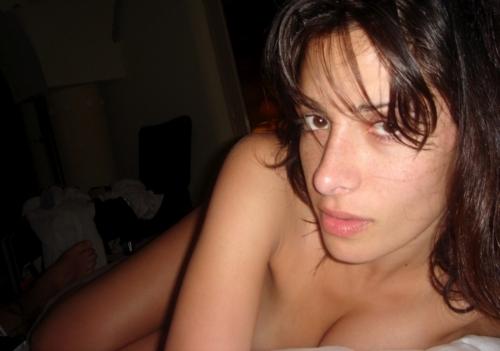 Sarah shahi naked