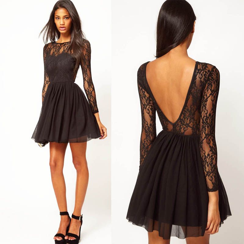 Short black dress with lace and champagne