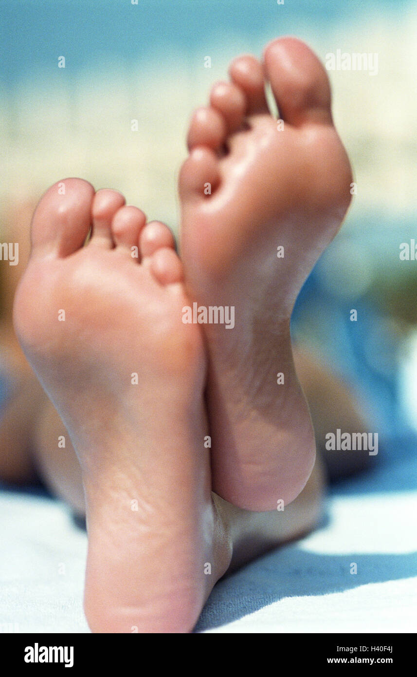 Women feet soles toes