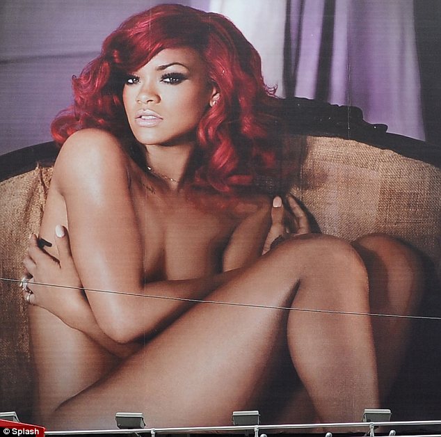 Rihanna singer nude