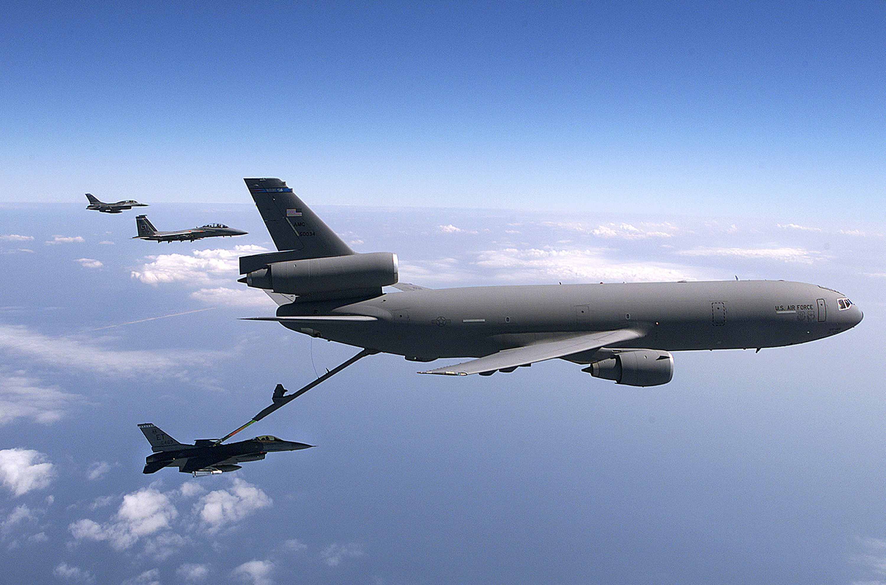 Air force refueling aircraft
