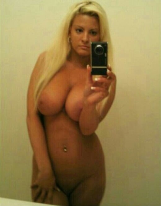 nude Jessica simpson selfie leaked